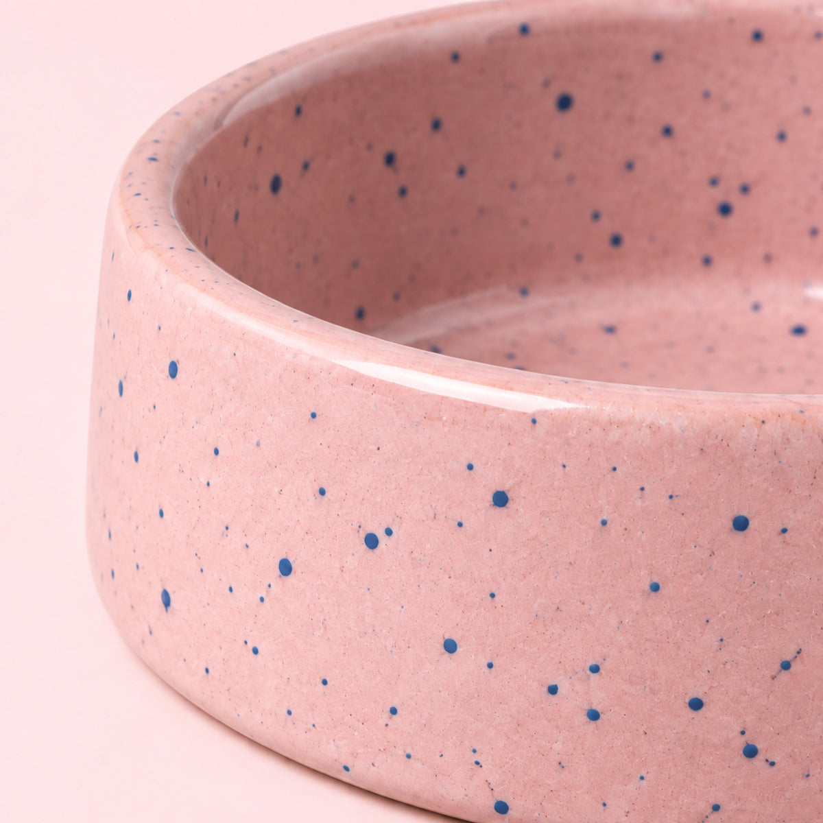 Gamelle Pois en céramique Softy, détail de la finition