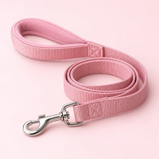 Laisse assortie 1,5 m Softy, photo packshot sur fond crème